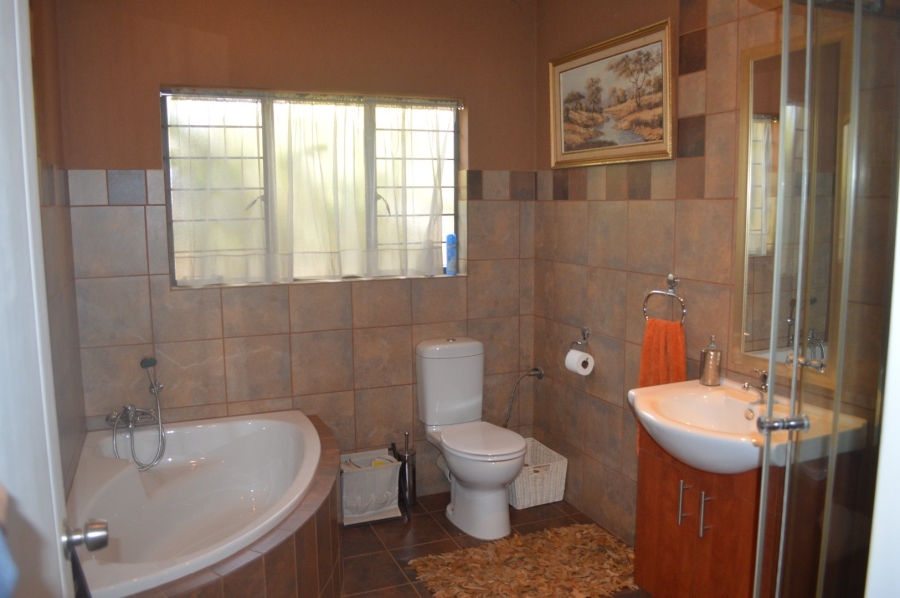 4 Bedroom Property for Sale in Doringkruin North West